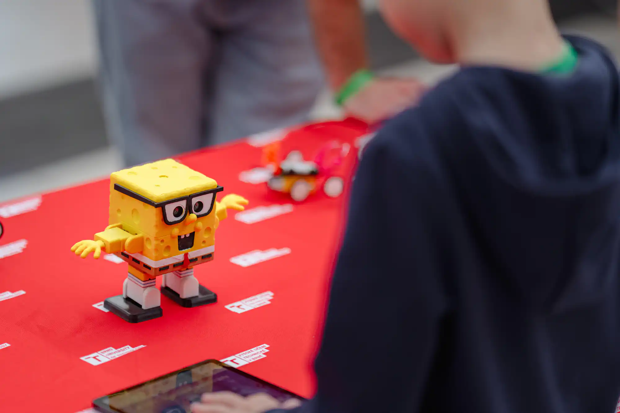 SpongeBob robot na výstavě